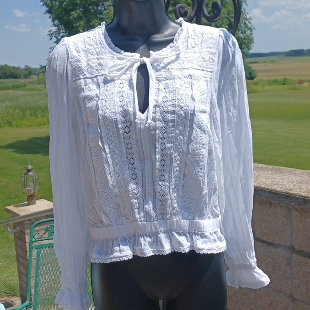 AE Lace Eyelet white boho Detailed Blouse